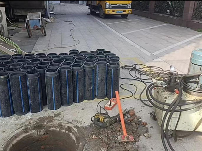 房县PE置换管厂家 DN315置换管 非开挖管短管置换